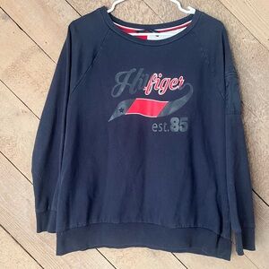 Tommy Hilfiger Navy Logo Sweatshirt with Red Accent